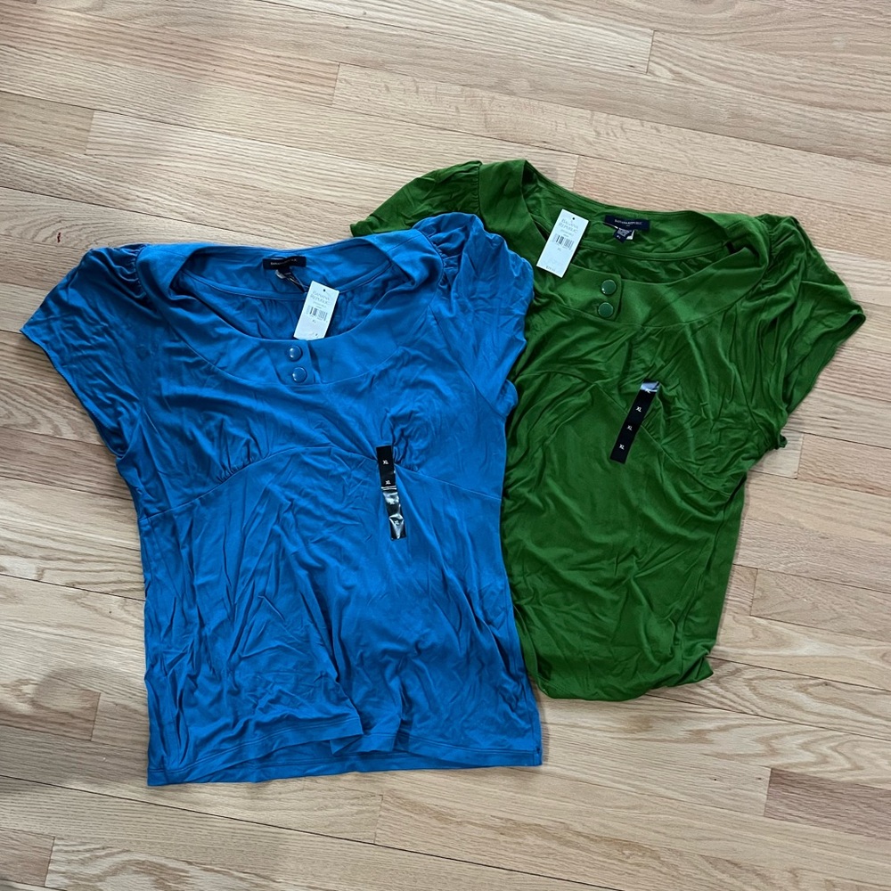 (2) NWT Banana Republic Women’s Short Sleeve Stretch Tops